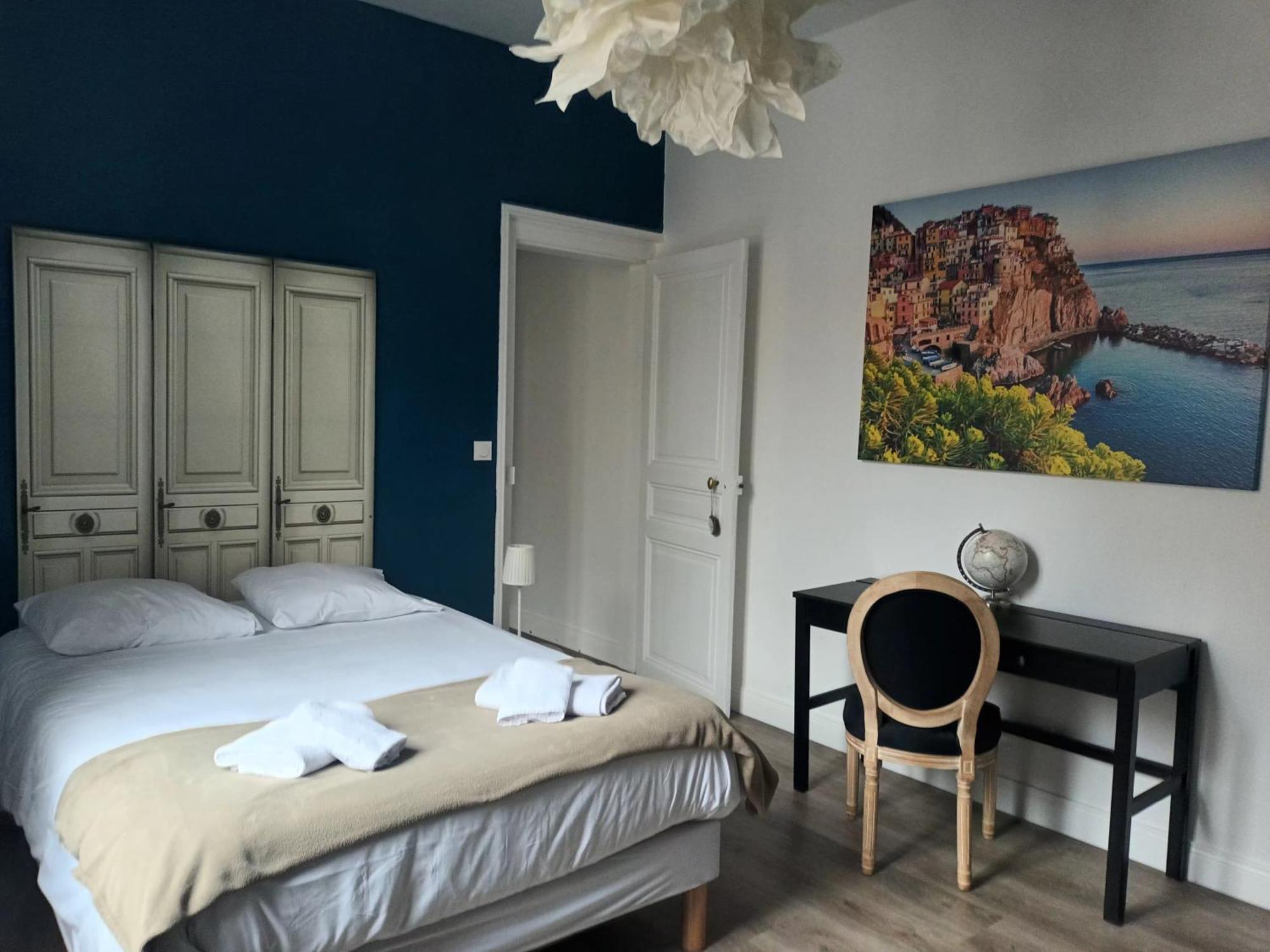 Suite Premium Le Figaro 1 Épernay Exteriör bild