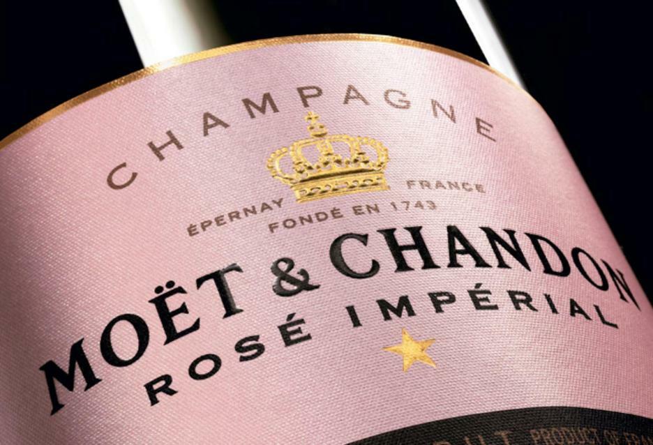 Suite Premium Le Figaro 1 Épernay Exteriör bild