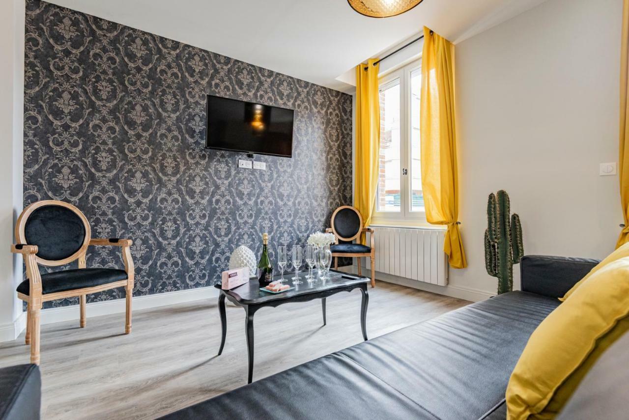 Suite Premium Le Figaro 1 Épernay Exteriör bild